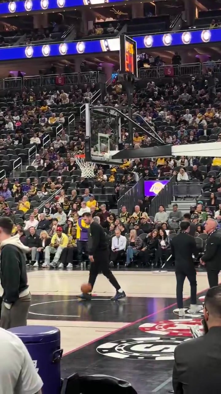 场下观战手痒啊暂停期